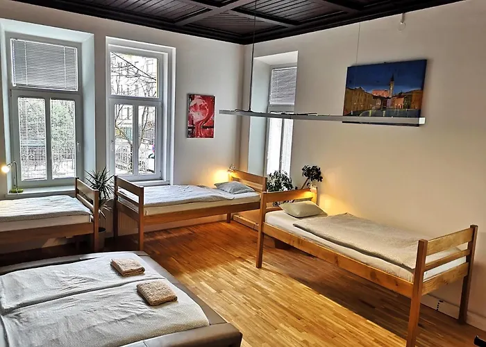 Vila Veselova, Ljubljana City Center