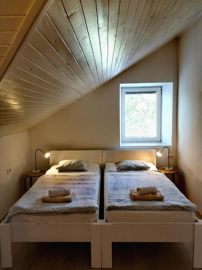 Vila Veselova, City Center Hostel *