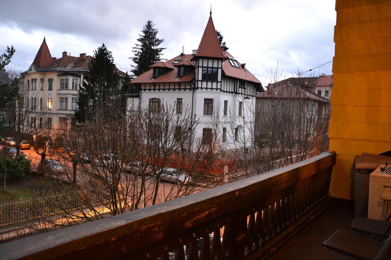 Vila Veselova, City Center *